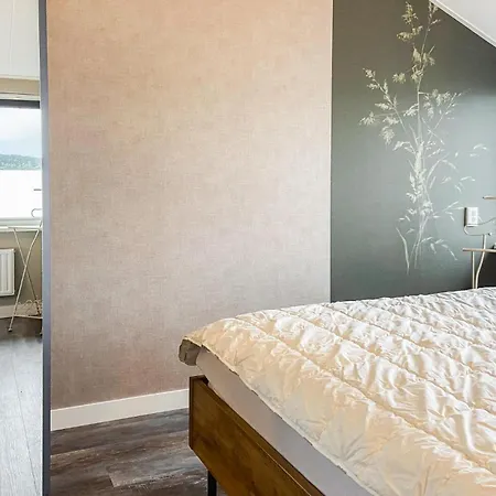 Stunning In With Wi-fi Holiday home *